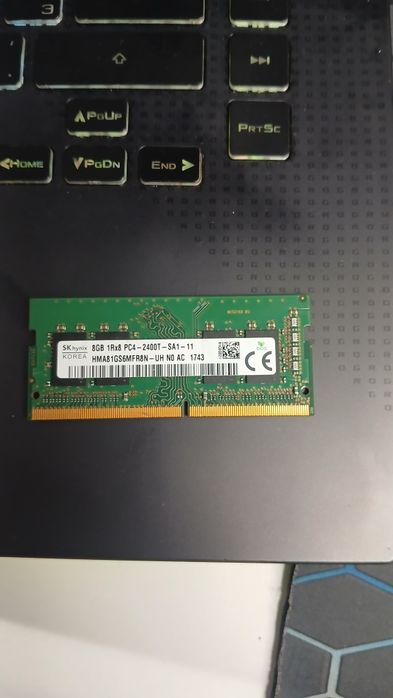 Продам озу DDR4, 8гб