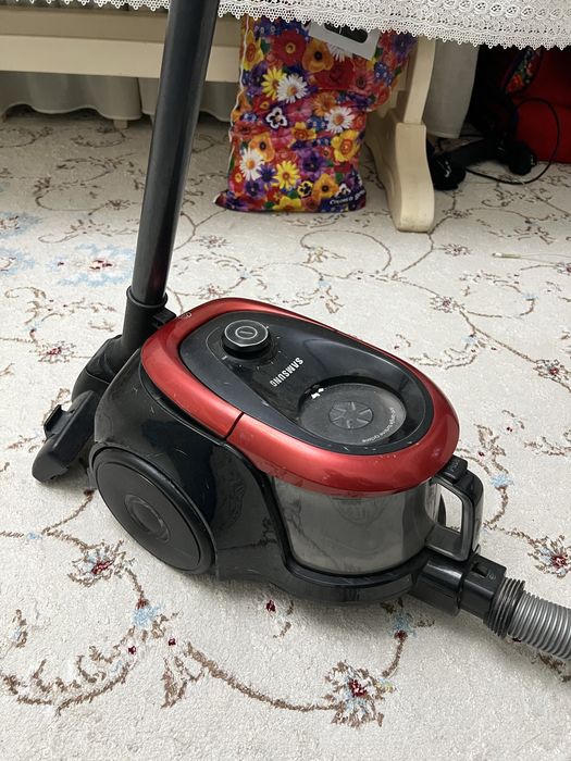 Пылесос Samsung .
