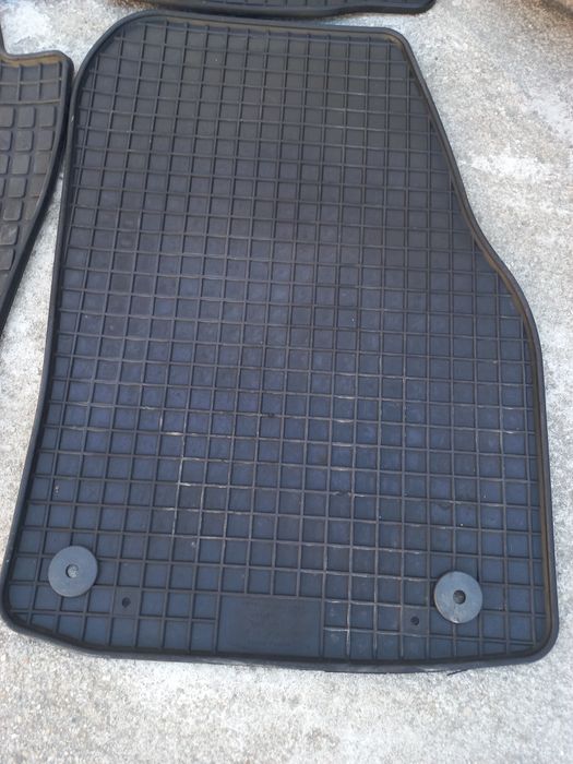 Set covorașe auto originale cauciuc Opel Astra H - roată rezerva cu kit