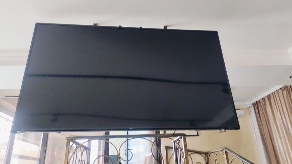 Столы, диваны для кафе