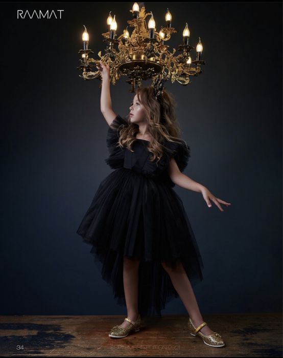 Платья две штуки 6/7и 7/8лет