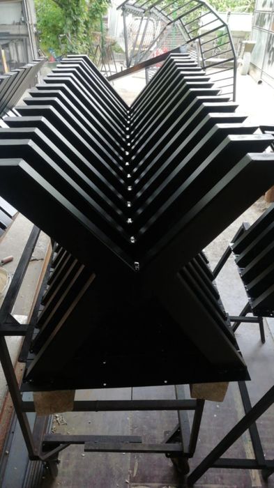 Метални крака за холни масички