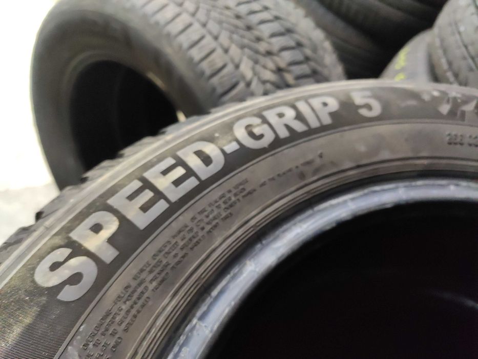 2бр Зимни гуми 205 60 16 - Semperit - DOT 23,24