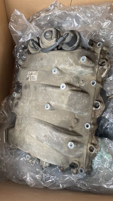 Впускной коллектор м272. Мерседес