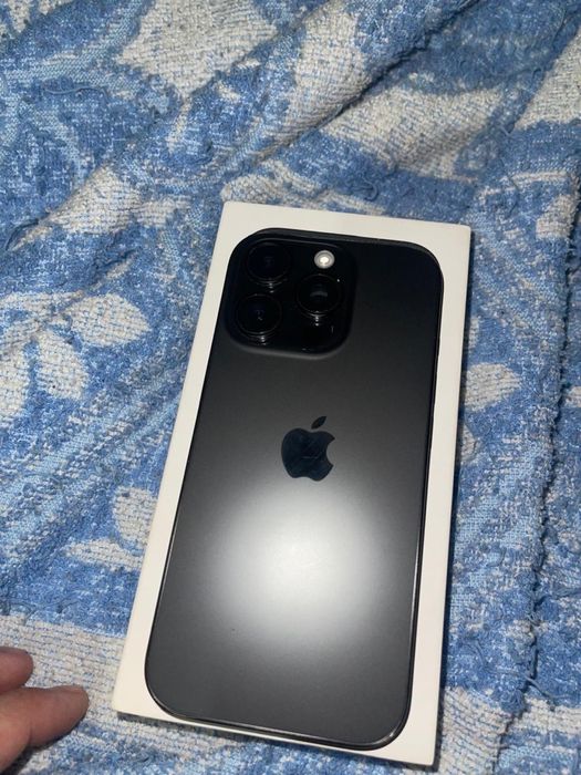 Iphone 16 pro 128gb Black.