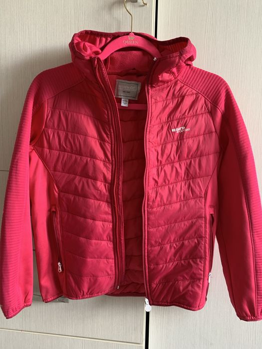 Vând geacă fete 9-10 ani