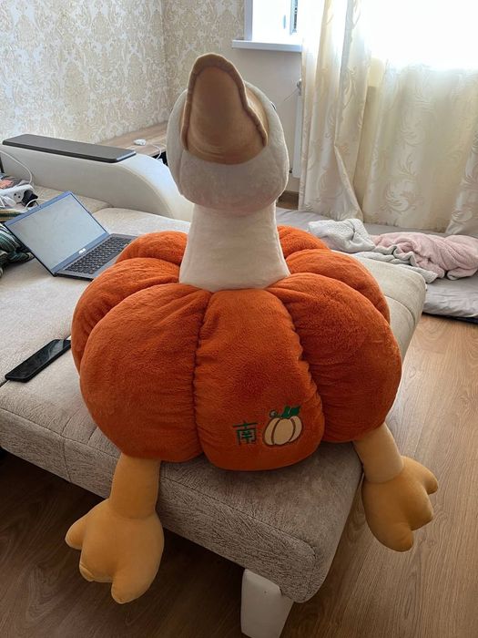 Гусь в тыкве (мягкая игрушка)