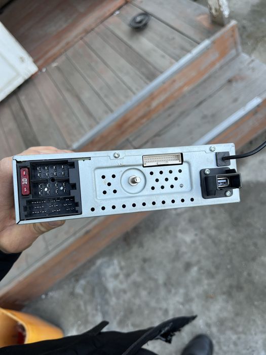 Приора магнитофон