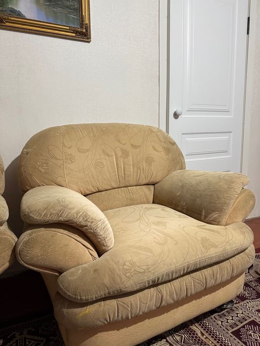 ПРОДАМ 2 кресла Алматы