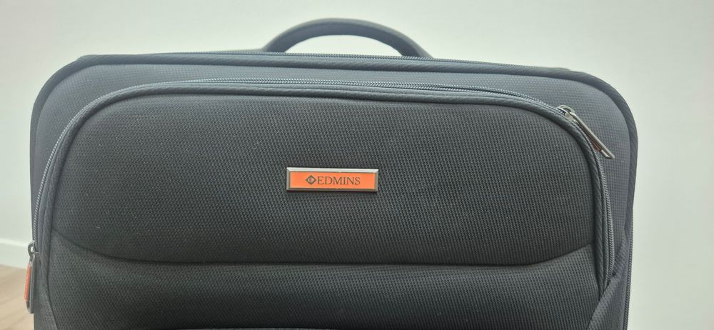 Чемодан EDMINS 362 black