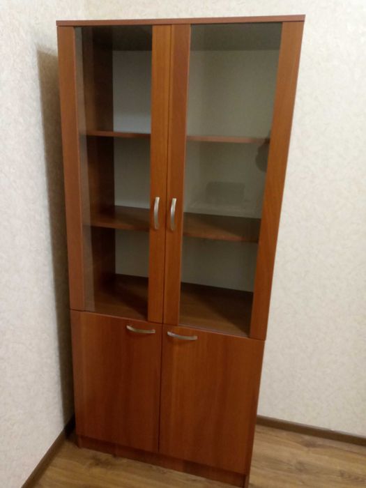 Шкаф для дома или офиса, 4 двери(2 стеклянные)