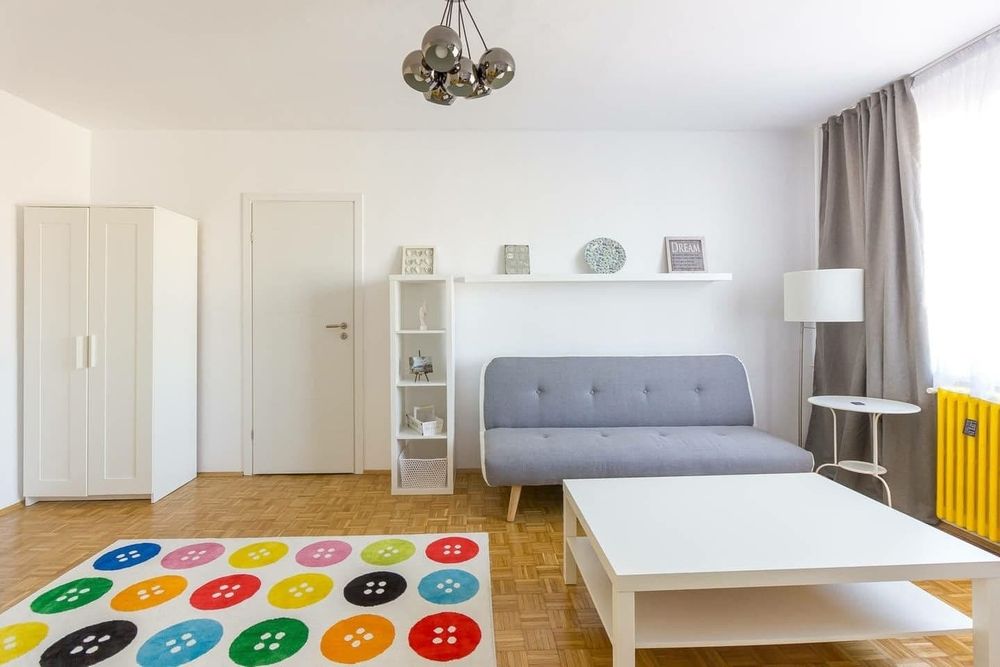 Apartament in centrul orașului - 3 camere - Langa McDonald's! !