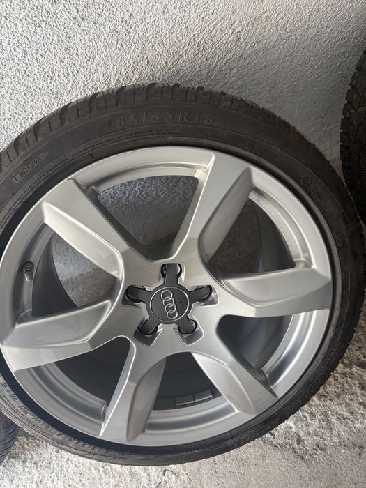 Vand set jante audi R8 originale