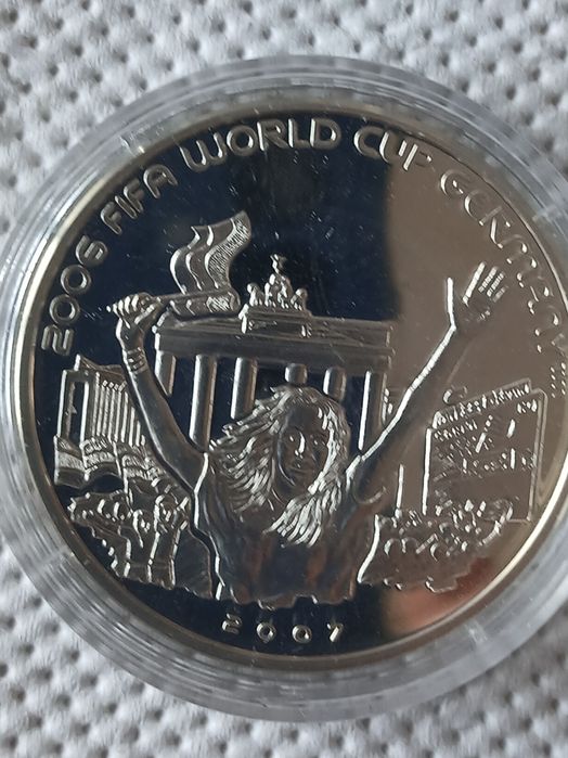 Сребърна монета.