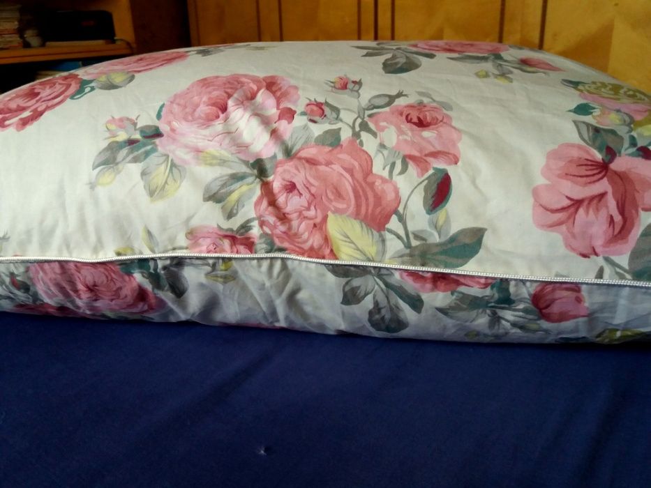 Seturi de cate 2 perne NOI- 2,05 kg puf gasca/set- fermitate ridicata