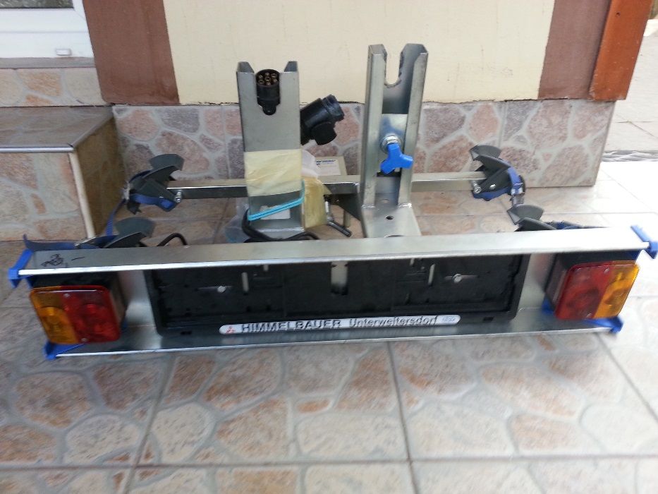 Vand suport de biciclete ptr agatat la carlig de masina