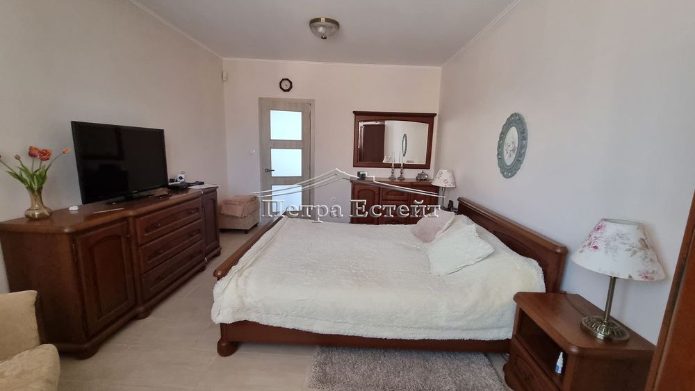 Продава се Тристаен апартамент в Варна, Бриз - 139 кв.м за 1763 €/кв.м - Снимка #7