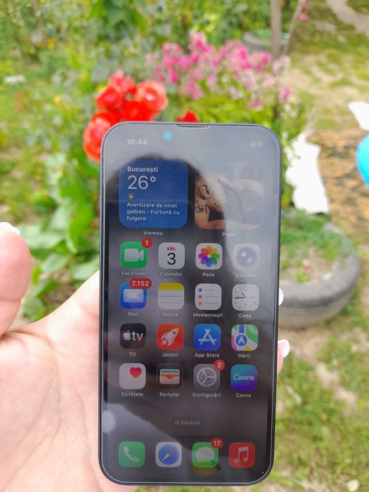 Vand iphone 14 in stare impecabila, folosit cateva luni
