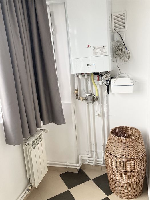 Proprietar Inchiriez apartament 2 camere Micro 19