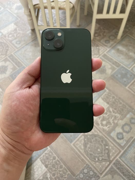 iPhone 13 128Гб в идеале