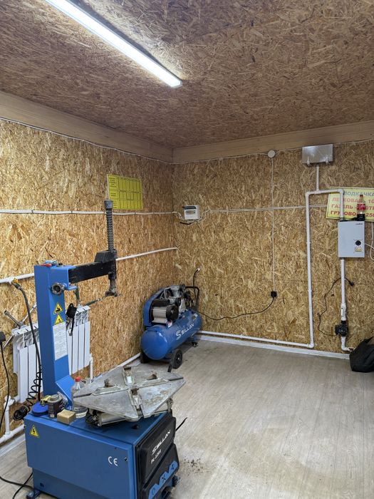 Продам шиномонтаж с Обарудыванием!