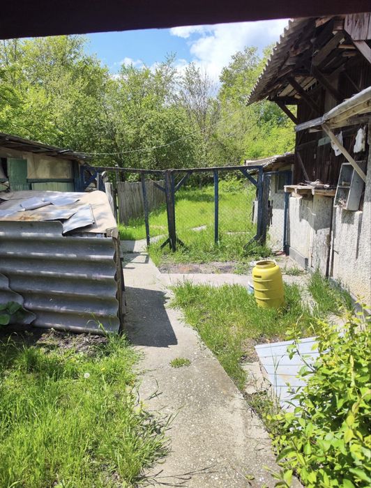 Casa de vanzare Teleorman + teren la camp