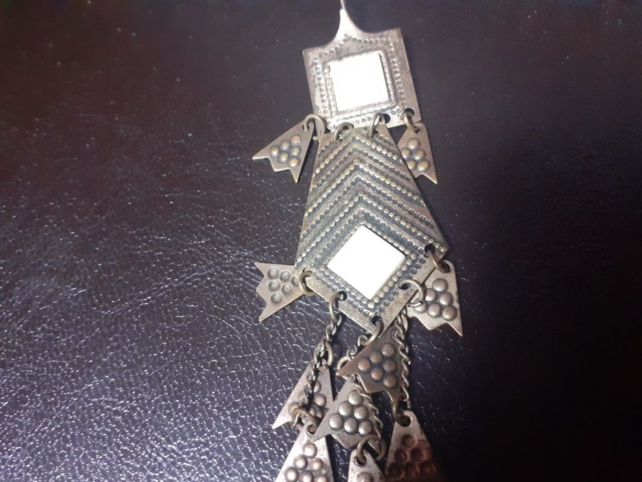 Висящи  обици  в  бохо стил