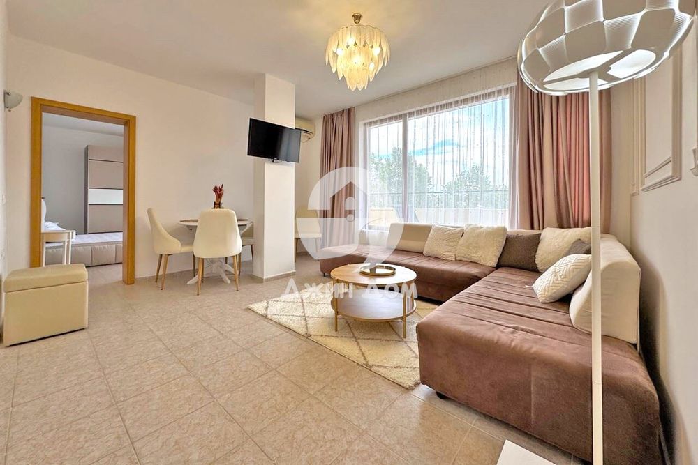 Продава се Тристаен апартамент в к.к. Слънчев бряг - 83 кв.м за 1205 €/кв.м - Снимка #2