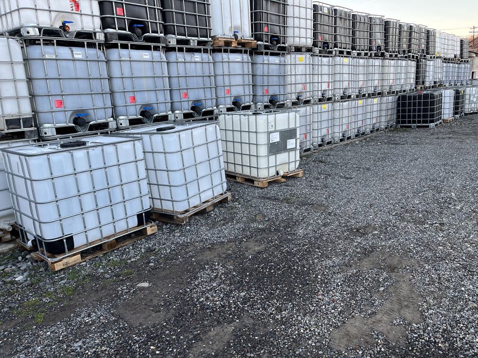Vând bazine ibc  bidoane ibc butoaie 1000 litri