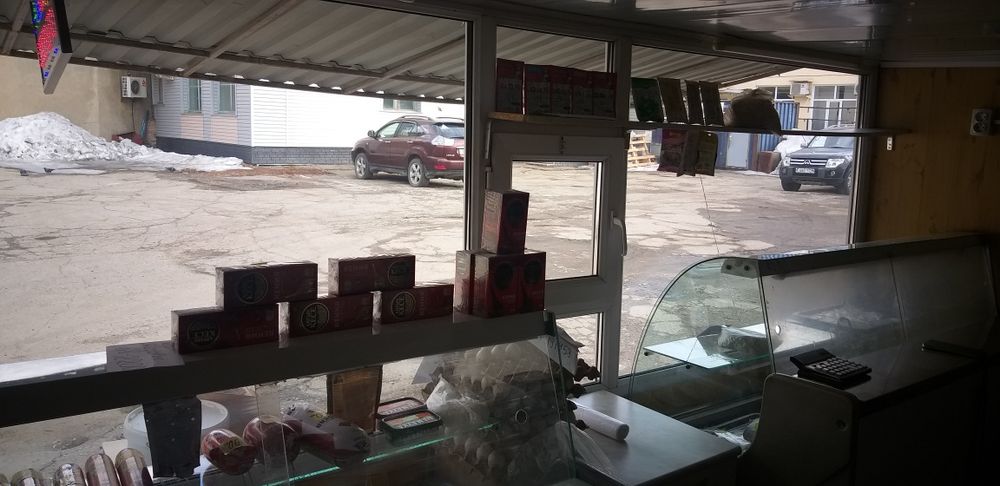 Продам киоск 2.5 на 4 .