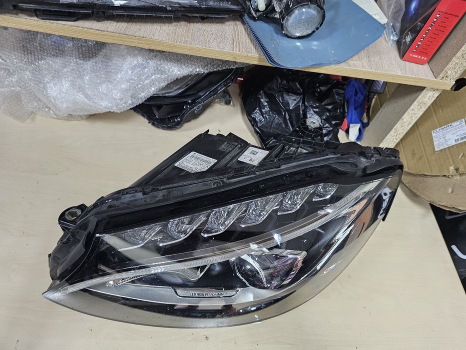 Ляв фар Mercedes W205 LED lqv far мерцедес 205 лед