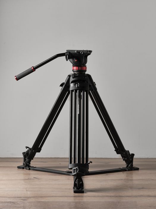 Штатив Manfrotto 525MVB с головой Manfrotto 502AH