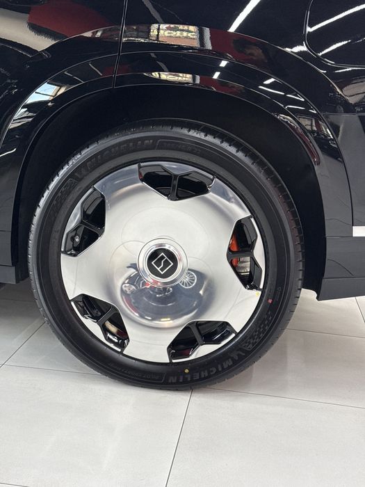 ZEEKR 9x ultra yangi