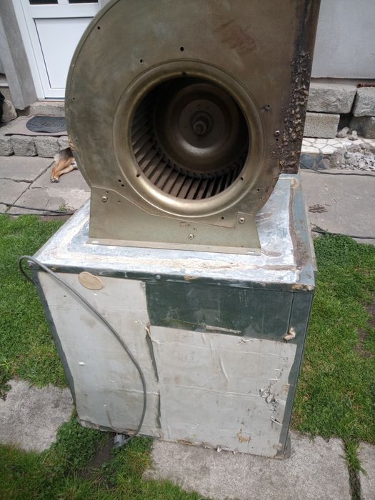 Vând extractor  ( hota)