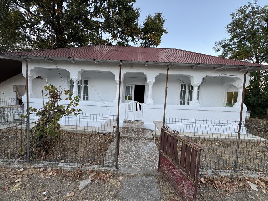 Casa de vanzare in Serbanesti de jos , Jud Olt