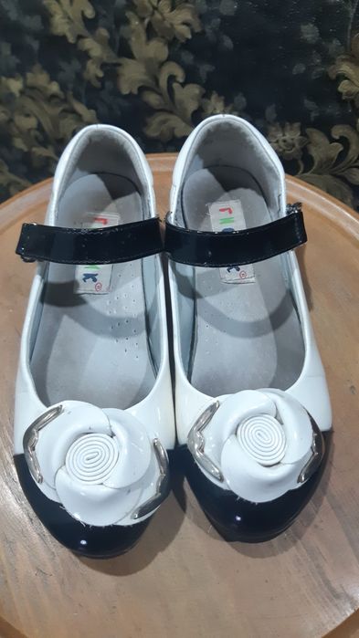 Туфли р. 32 лакированные