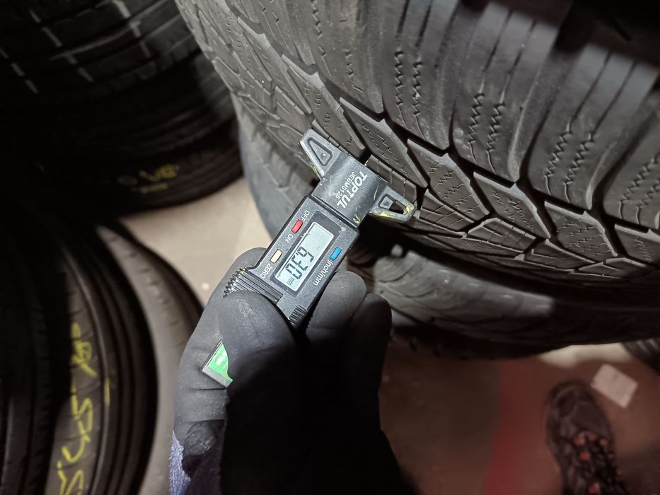 Anvelope MS iarna 225 40 18 hankook 2021 și 2022 5.5-6mm