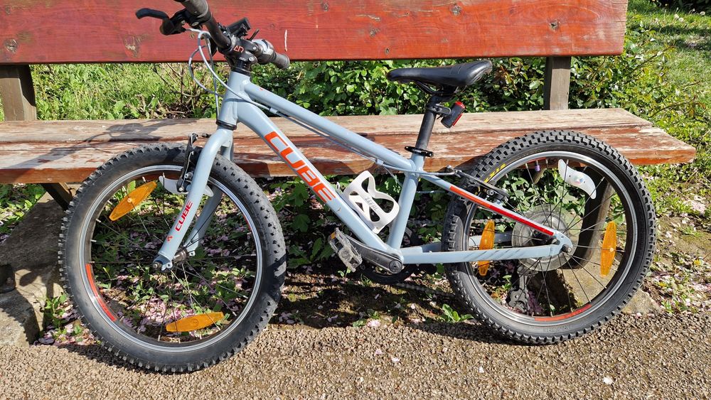 Bicicleta Cube 20"