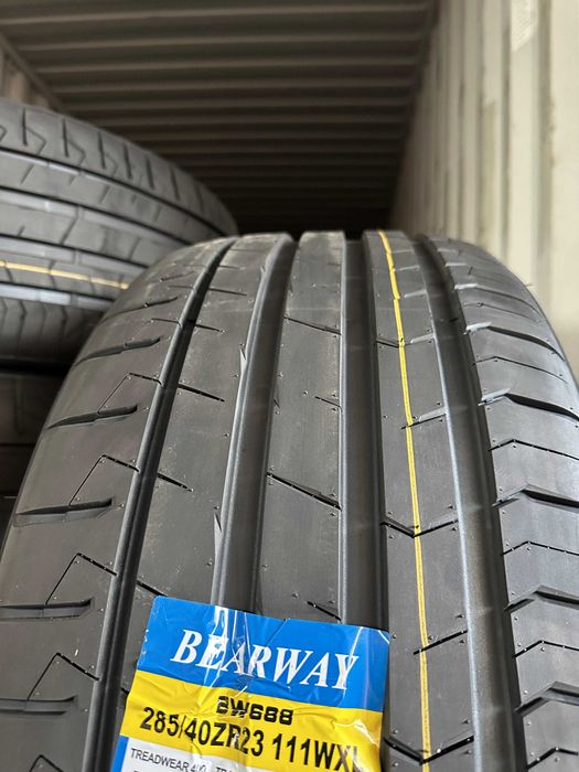 Летен Спорт Пакет Bearway 285/40R23 325/35R23 2854023  3253523