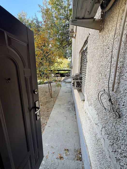 Продаётся Не Жилое Помещения ШайхонТохурский район Ор-р Дружба Народов