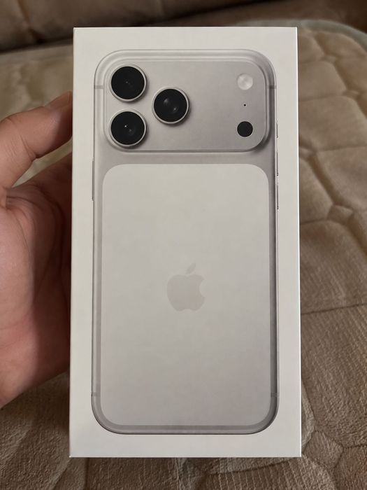 Запечатанный IPhone 17 Pro Max 256GB Silver ESIM