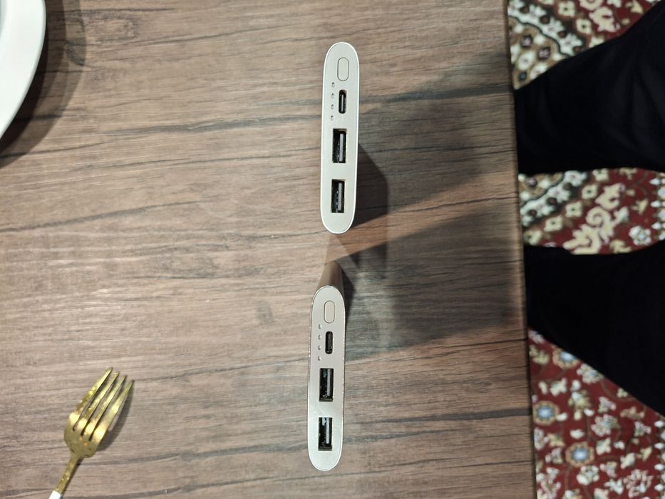 Срочно Продам повербанк