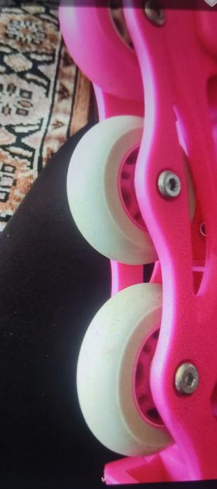 Продам ролики женские