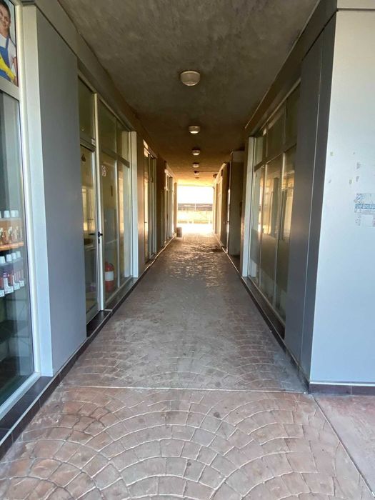 Дава се под наем Офис в София, Левски Г - 15 кв.м за 204 € - Снимка #3