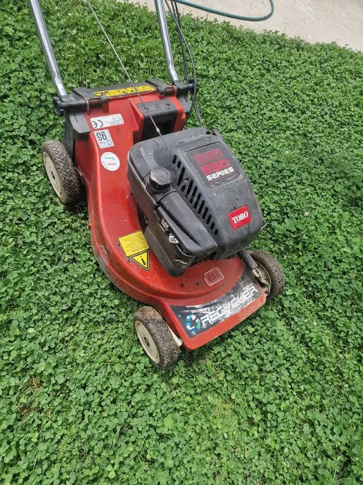 Masina de tuns iarba pe benzina TORO cu BRIGGS 4CP cu TRACTIUNE TOPPPP