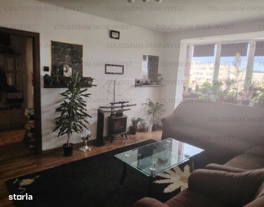 Astra/Saturn apartament 2 camere mobilat etaj intermediar — fotografia 3