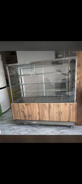 Холодильник ветрина