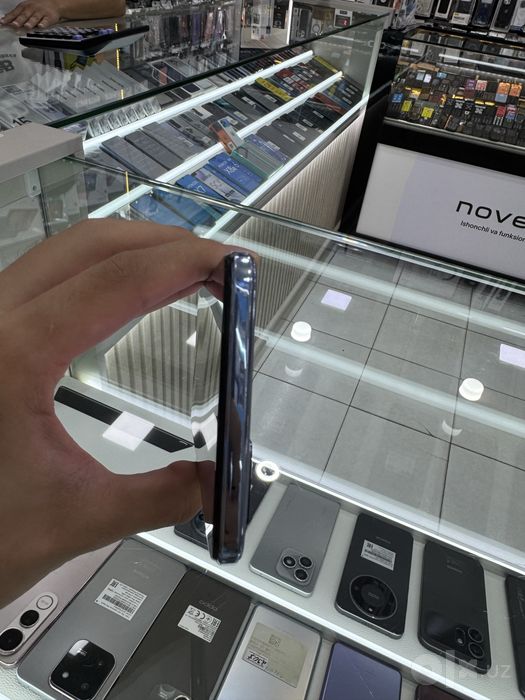 Vivo V21 8/128gb