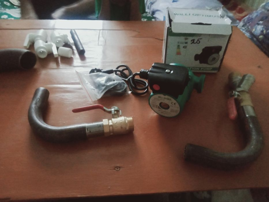 Продам Насос 25 ..