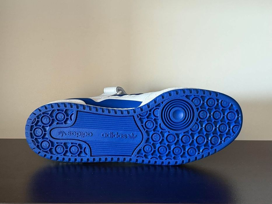 ADIDAS FORUM LOW Налични 42н 26.5см/42.5н 27см/ 43н 27.5см/44н 28см